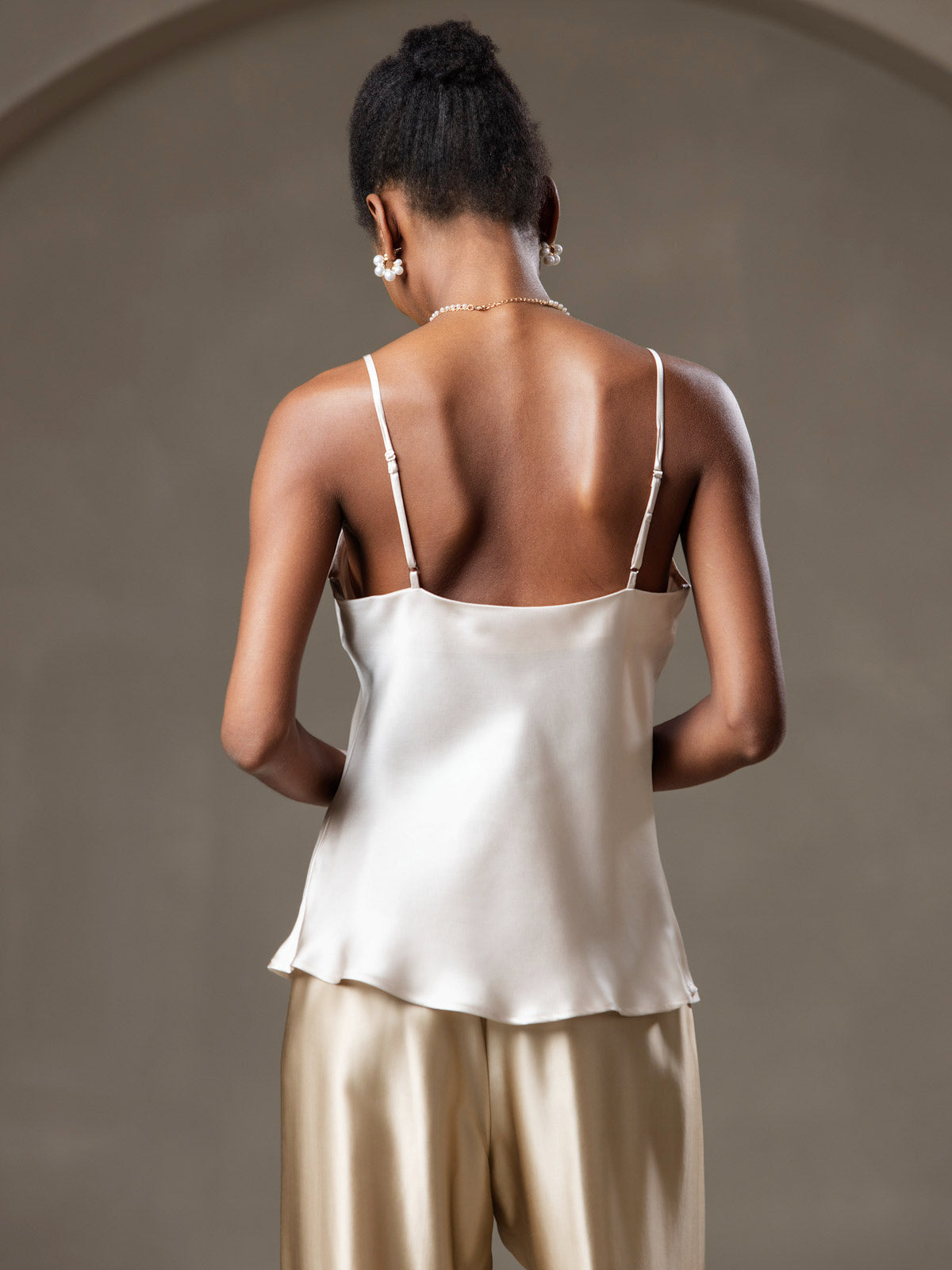 R&B | V-Ausschnitt Reine Seide Spaghettiträger Camisole Top