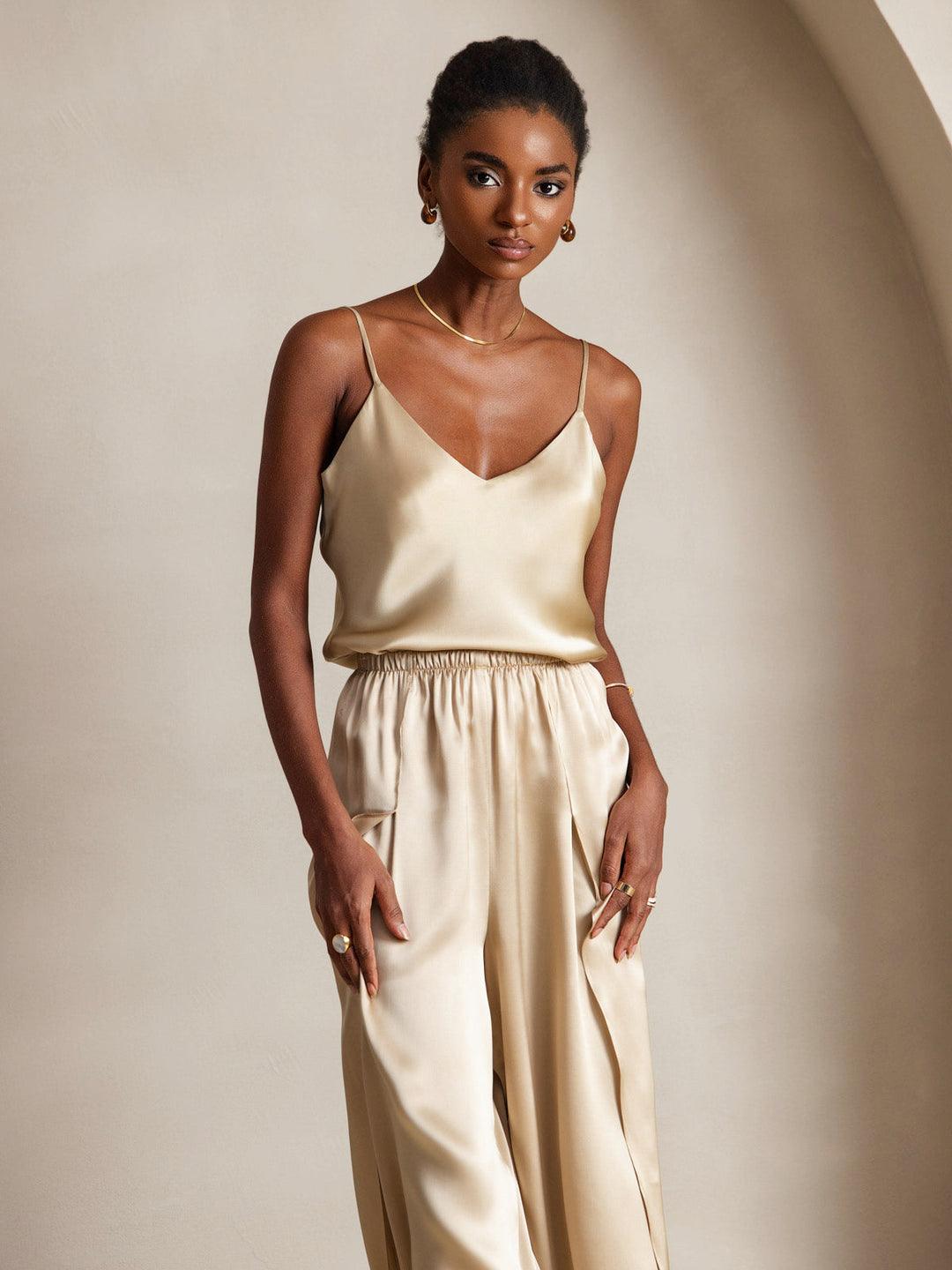 R&B | V-Ausschnitt Reine Seide Spaghettiträger Camisole Top