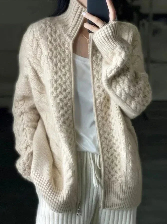 R&B | Modische und Minimalistische Winterjacke