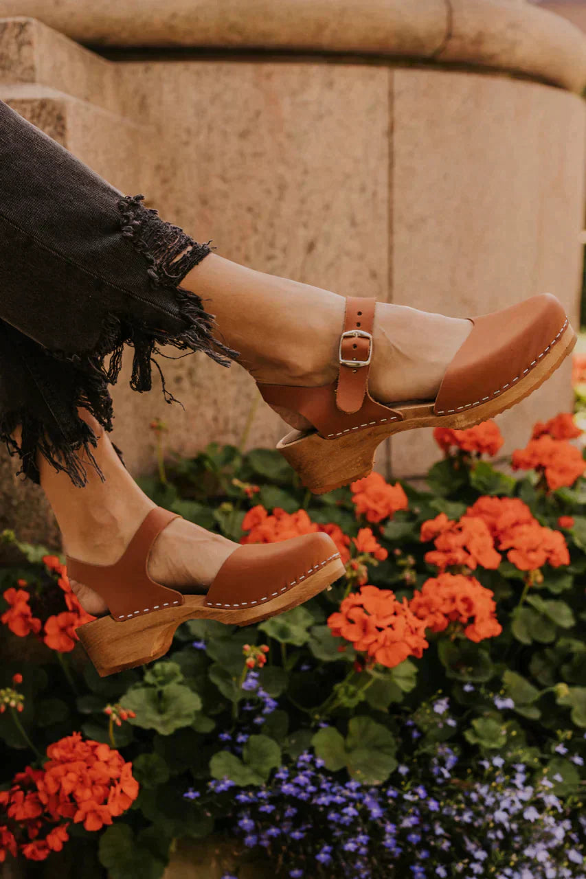 Heidi-Mode | Stylische Clogs für Damen