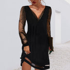 Klassisches Abendkleid mit V-Ausschnitt