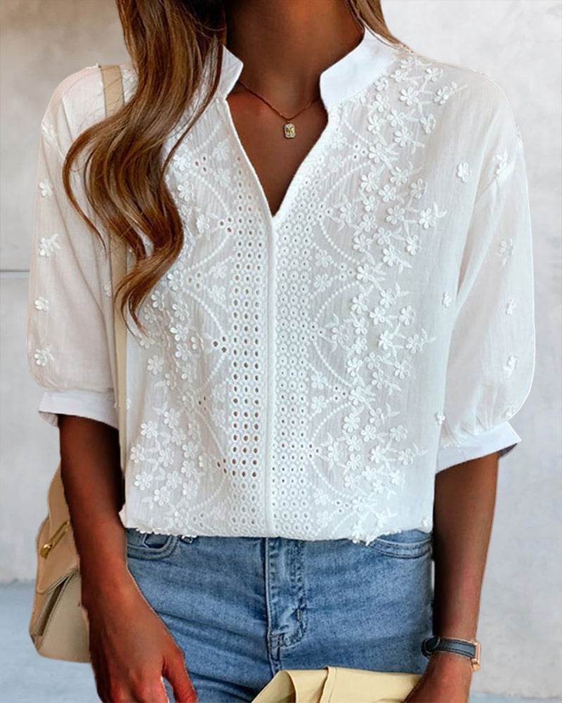 R&B | Bestickte V-Ausschnitt Bluse