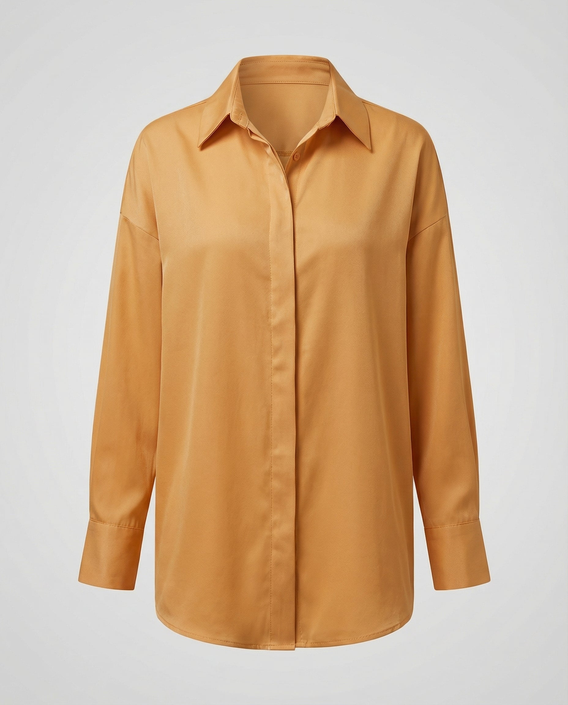 Stylisches Oversize-Shirt mit hochgekrempelten Ärmeln