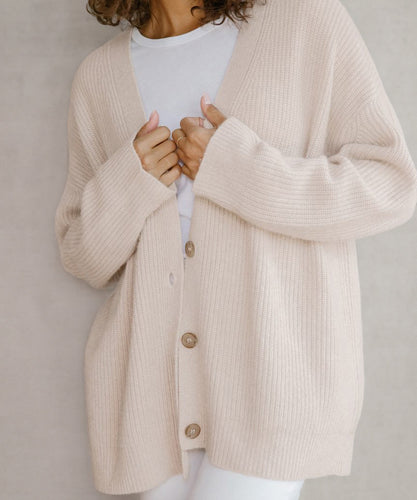 R&B |Strickjacke für Komfort und Eleganz