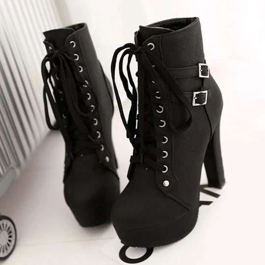 R&B | Schnürstiefel mit Gürtelschnalle