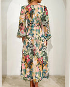 R&B | Elegantes Kleid mit Blumendruck und V-Ausschnitt