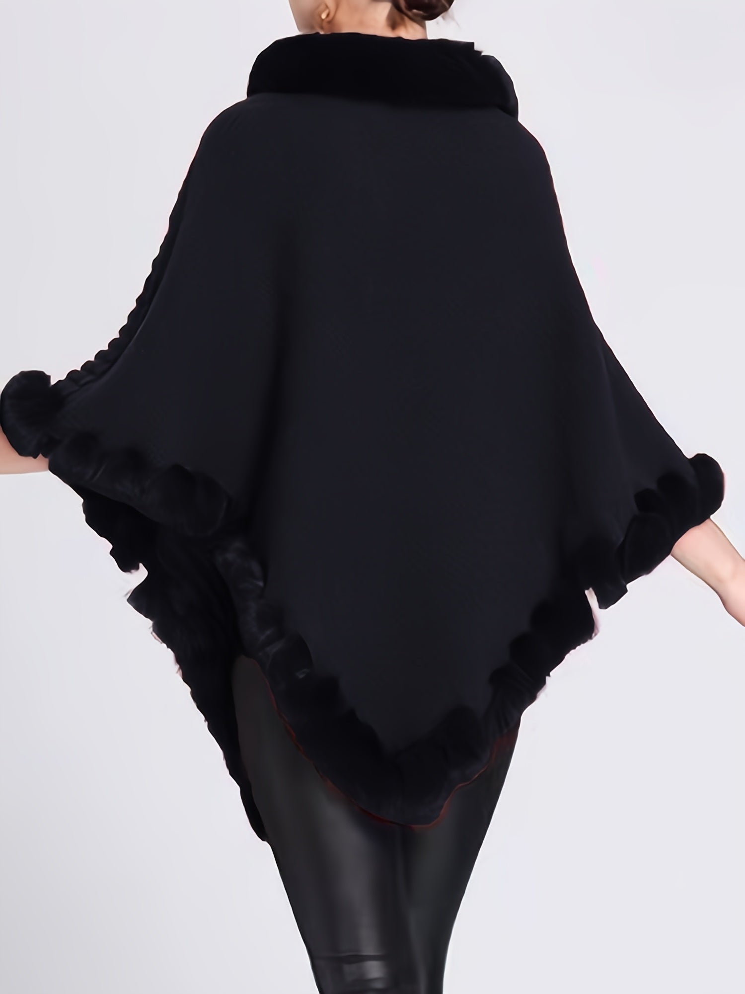 R&B | Poncho mit Pelzdetails Acrylmix Elegante Struktur