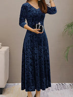 Figurschmeichelndes Ausgestelltes Kleid