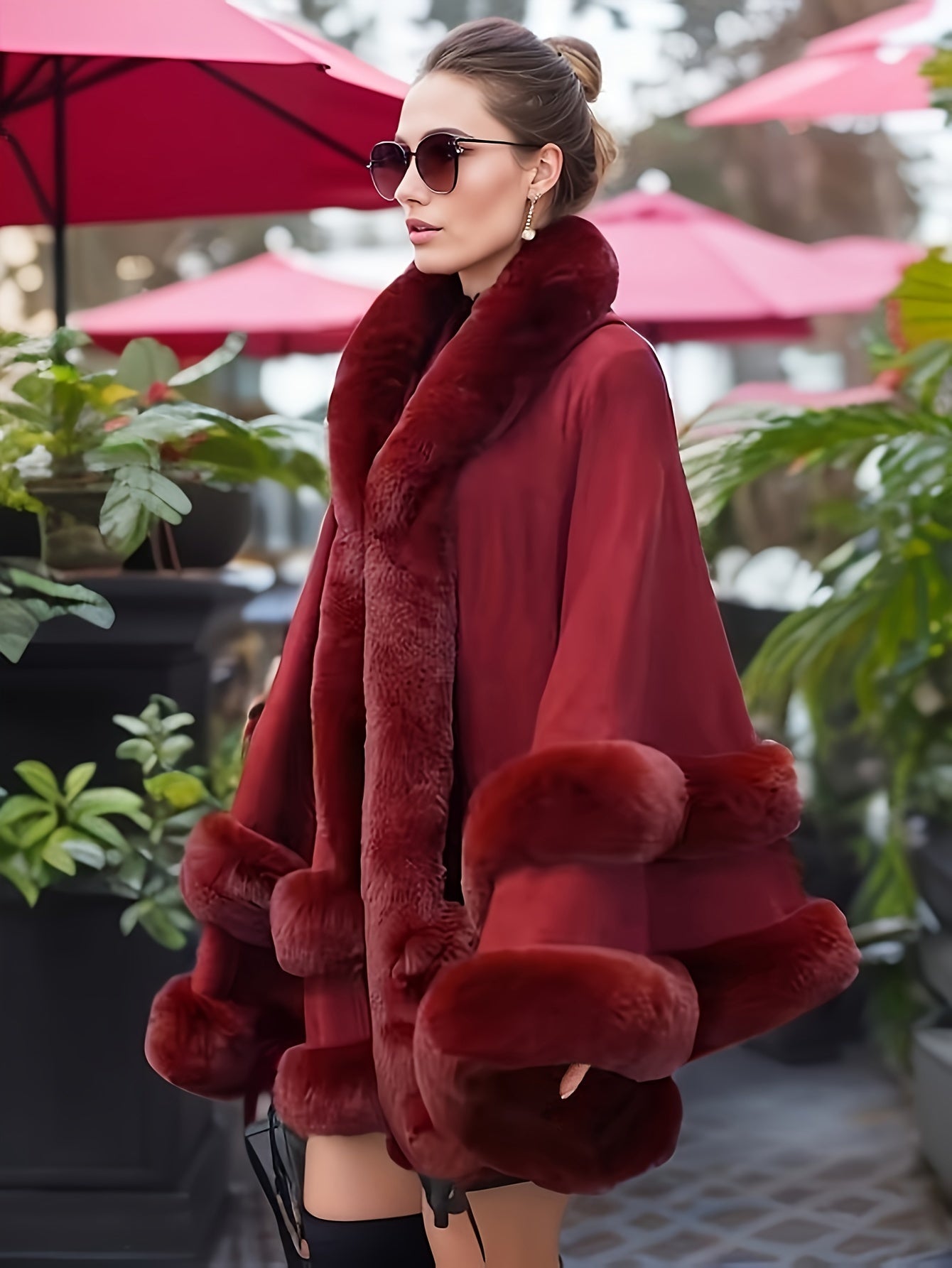 R&B | Oversized Furry Cape Jacke für Frauen