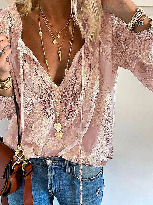 R&B | Exklusive Bluse mit Spitzenverzierungen