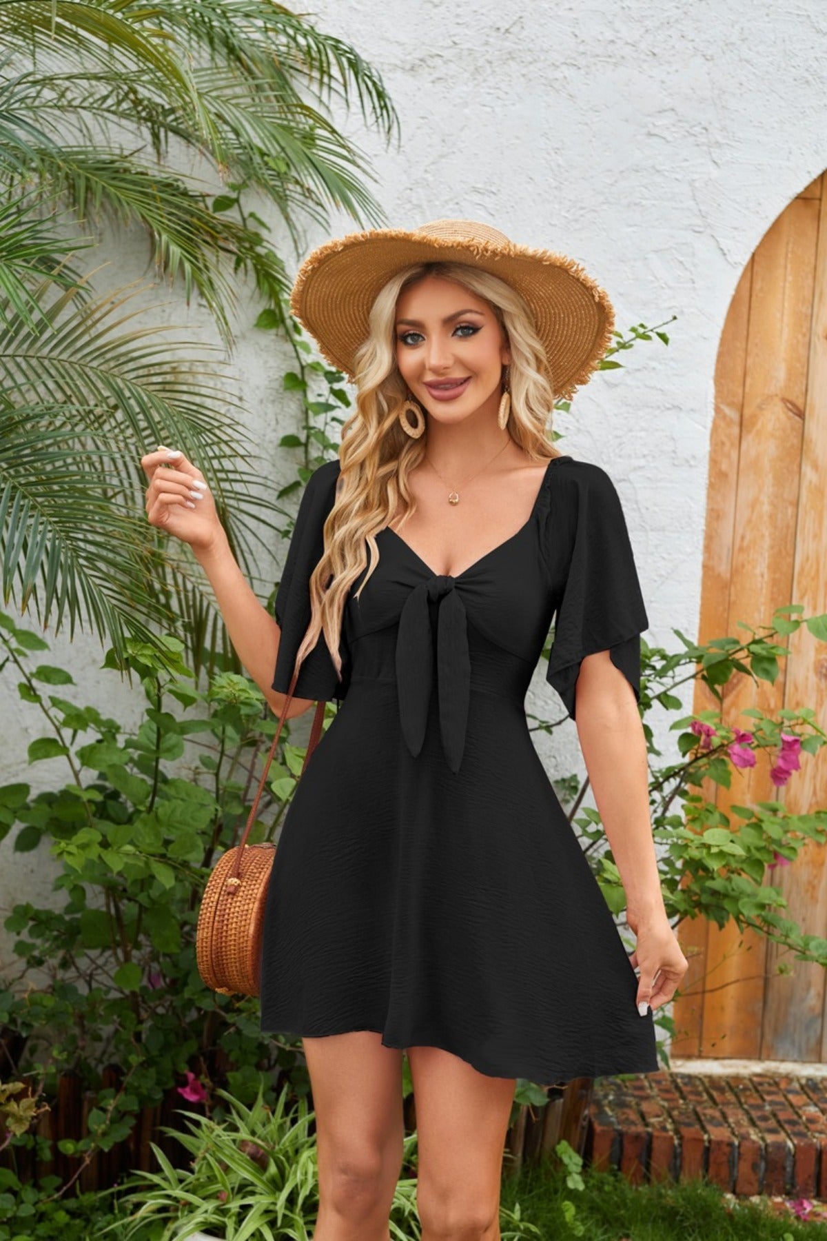 R&B | Kleid mit V-Ausschnitt und Schleife zum Schnüren