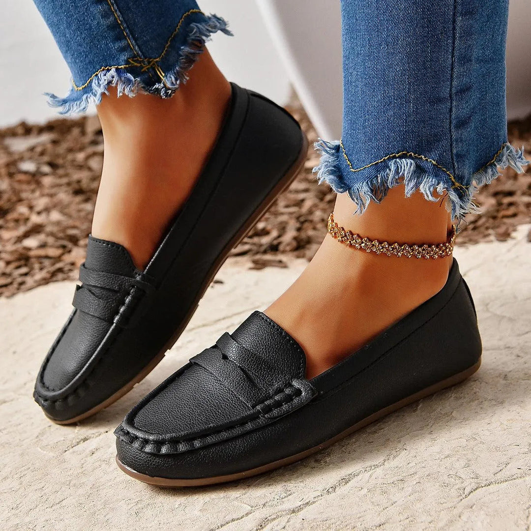 R&B | Gommino Flat Crossed Soft Sole Women