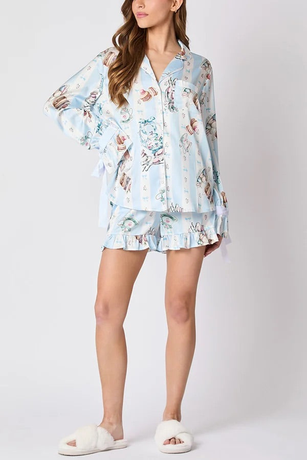 R&B | Weihnachten Mode Gedruckte Fliege Oberteil und Elastischer Taillen Rüschenshorts Set