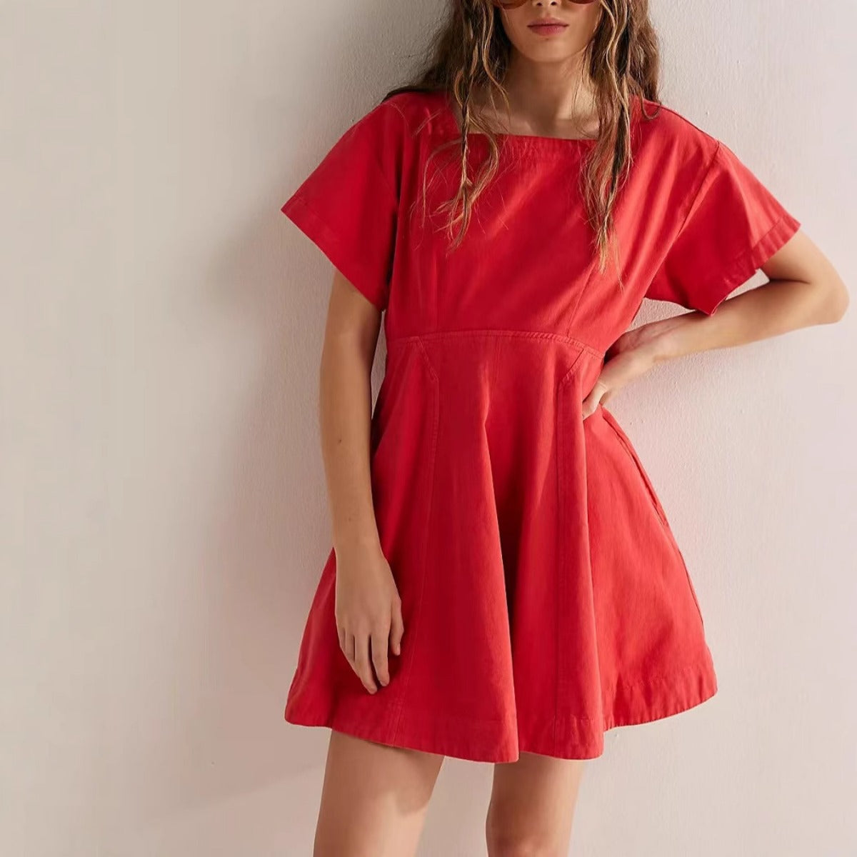 R&B | Freizeitkleid mit quadratischem Ausschnitt und Knöpfen