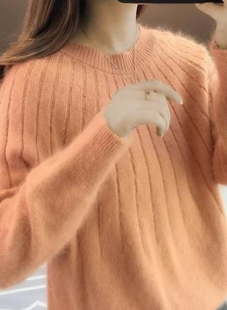 R&B | Flauschiger Strickpullover