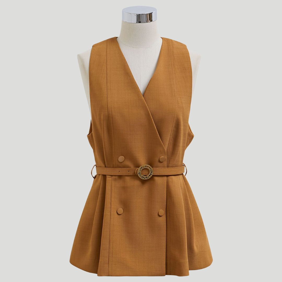 R&B | Peplum-Jacke mit auffälligem Kragen und tailliertem Design