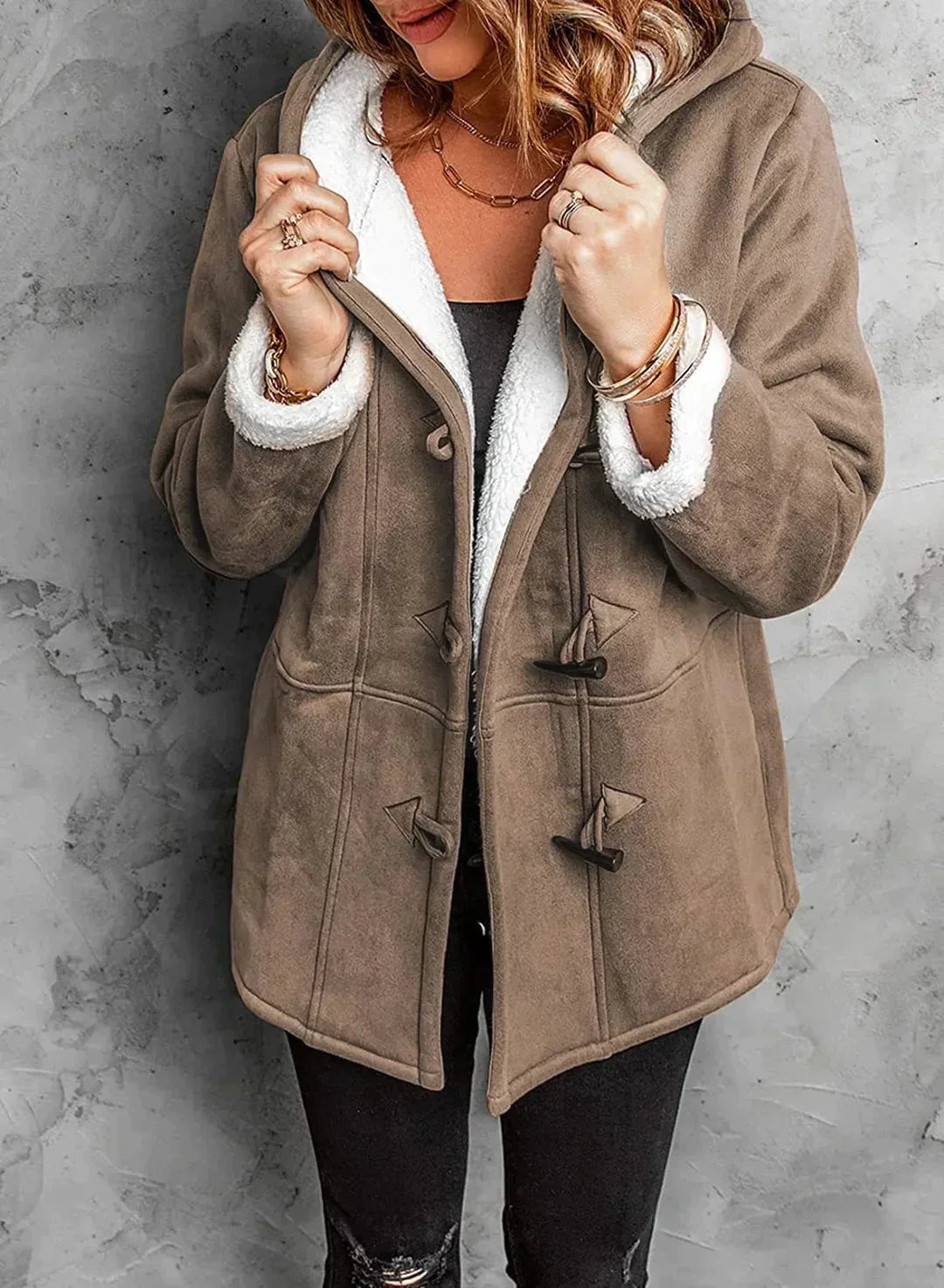 R&B | Warme Jacke mit Kapuze
