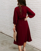 R&B | Einfarbiges Kleid mit Rundhalsausschnitt
