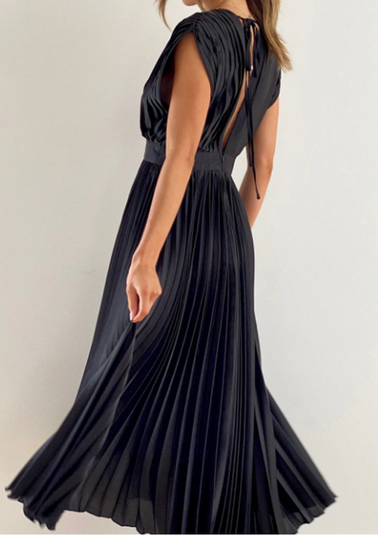 R&B | Elegantes Maxikleid Aus Leichtem Stoff