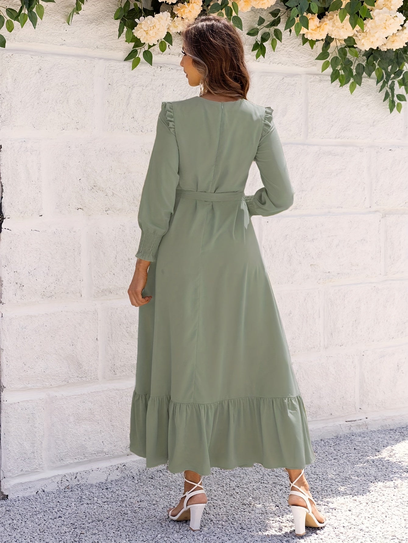 Maxikleid mit Bindegürtel | Leila
