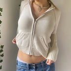 R&B | Gemütlicher Kapuzenstrickcardigan mit Knopfleiste Vorne