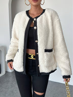 R&B | Kurze Teddyjacke mit Kontrastkanten Polyester Stilvoll und Bequem