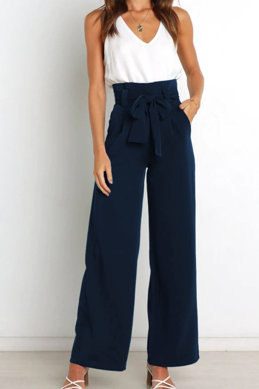 R&B | Hohe Taille Paperbag Hose mit Schleifendetail