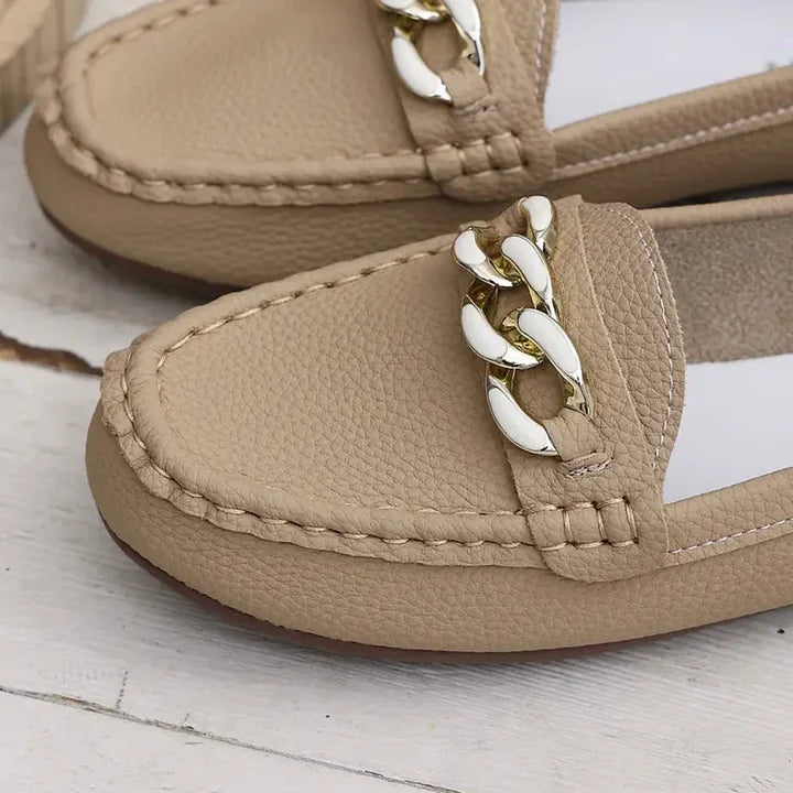 Slipper aus Leder mit klobigen Kettendetails R&B R&B