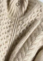 R&B | Strickjacke mit hohem Halsausschnitt