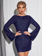 Langärmeliges kurzes Partykleid