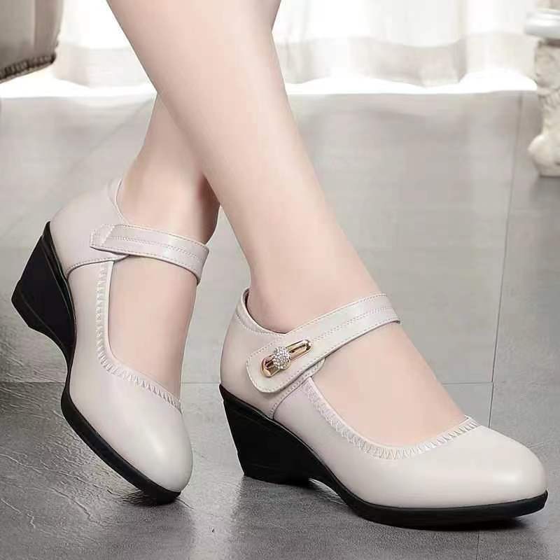 Elegante Weiche Lederschuhe mit Absatz R&B R&B