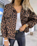 R&B | Raw Hem Leopardenkragen Denimjacke