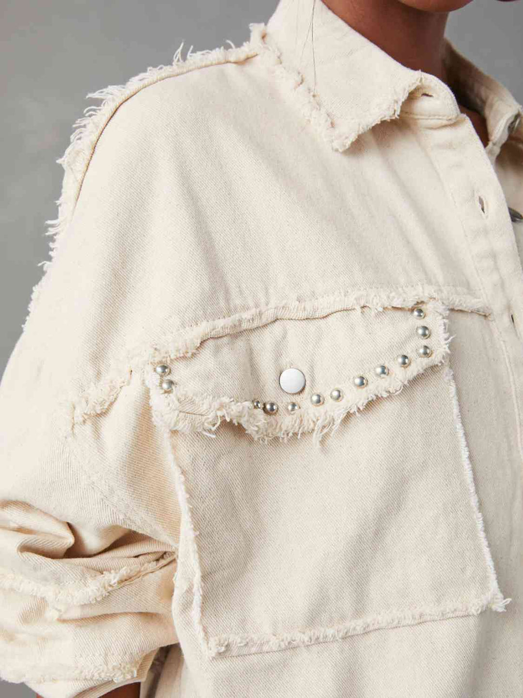 R&B | Button Down Raw Hem Denim Jacke