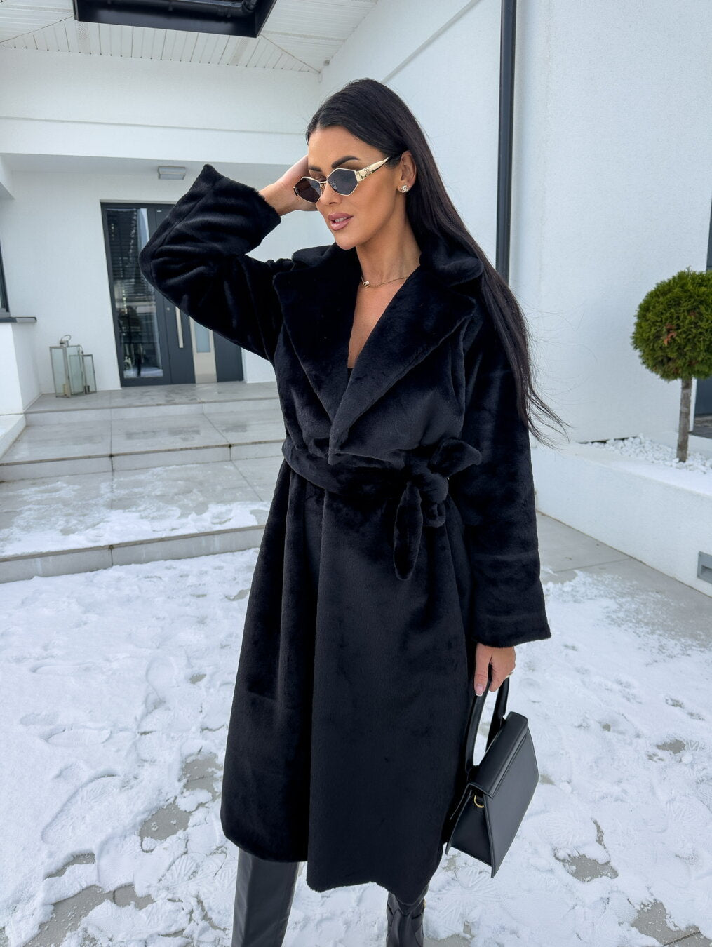 R&B | Langer, Flauschiger Mantel für Damen
