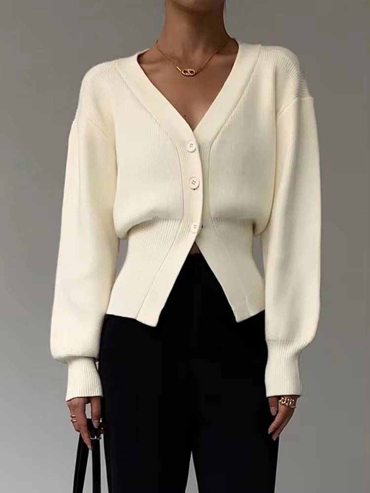 R&B | V-Ausschnitt Strickcardigan mit Knöpfen