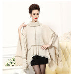 Damen Strickponcho mit hohem Kragen und trendigem Fransen-Design