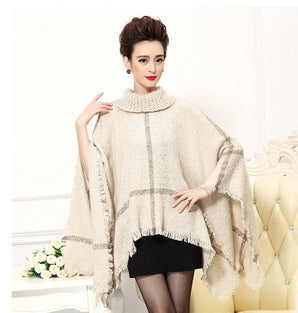 Damen Strickponcho mit hohem Kragen und trendigem Fransen-Design