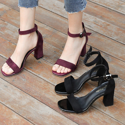 Damen eleganter Riemchen-Sandaletten mit robustem Blockabsatz und verstellbarem Fesselriemen R&B