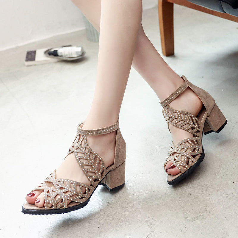 Damen Elegante Sandalen mit glamourösem Strassdetail und modischem Riemendesign R&B