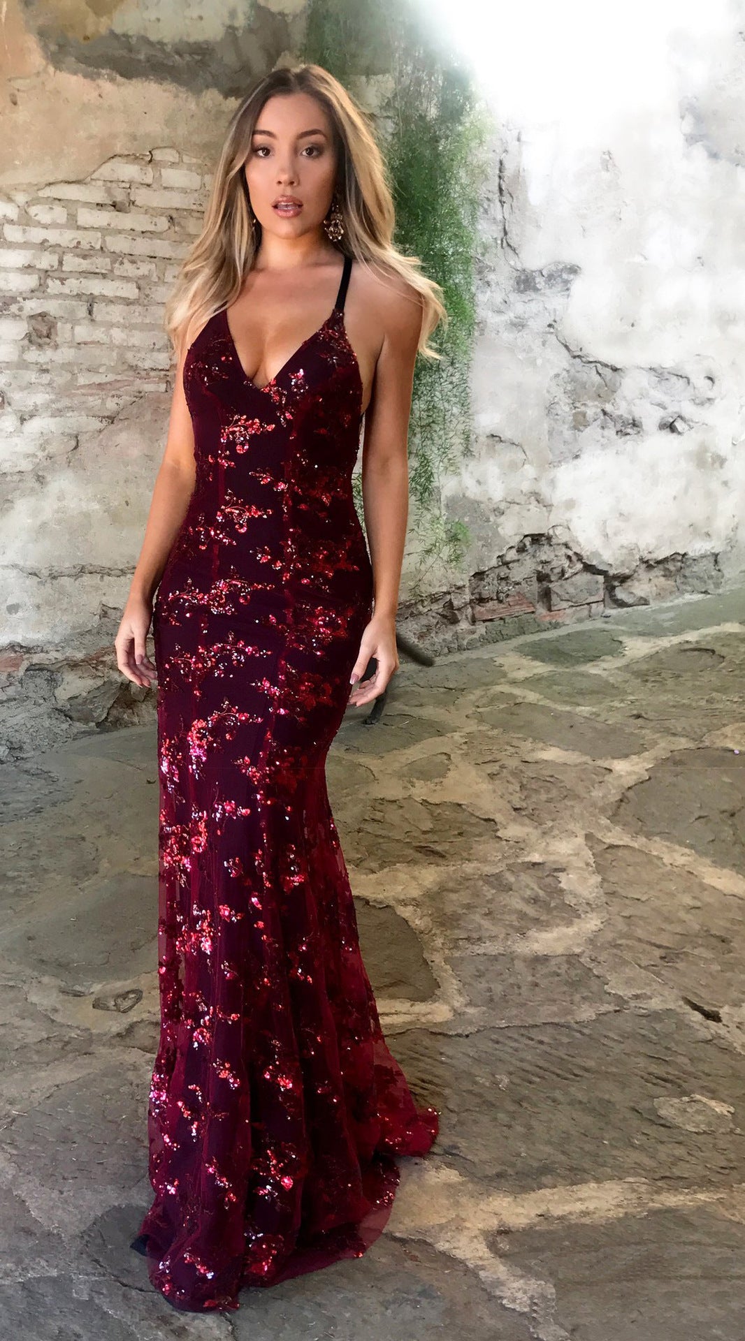 Damen Glamouröses langes Abendkleid mit Pailletten und tiefem V-Ausschnitt R&B