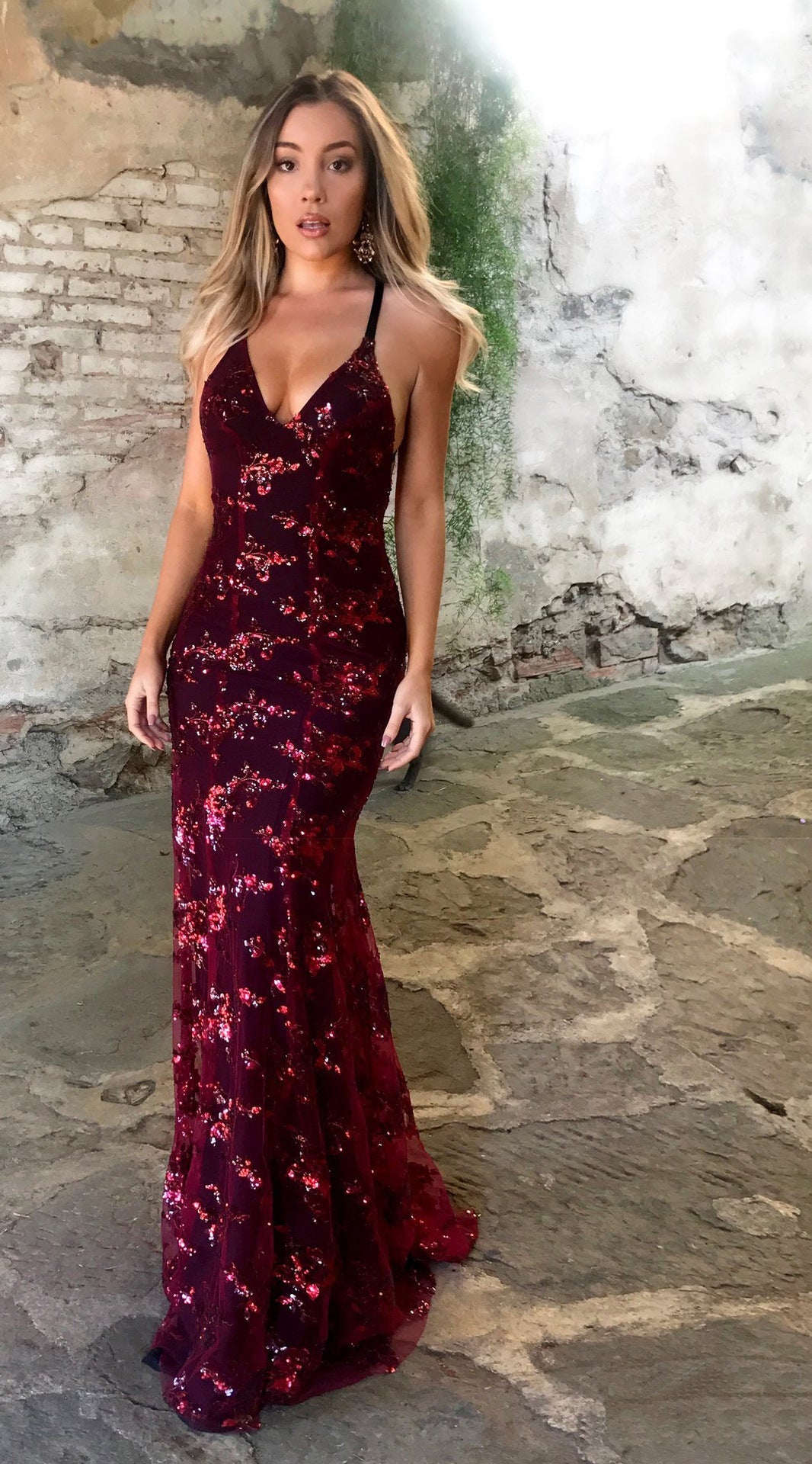Damen Glamouröses langes Abendkleid mit Pailletten und tiefem V-Ausschnitt R&B