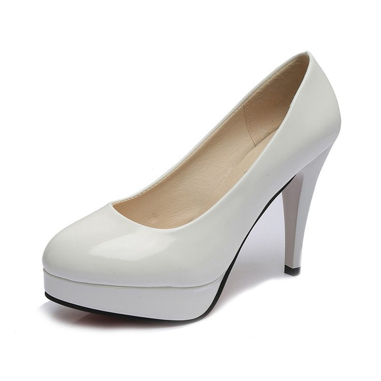 Damen Hochglanz Pumps mit elegantem Plateau und komfortablem Fußbett R&B
