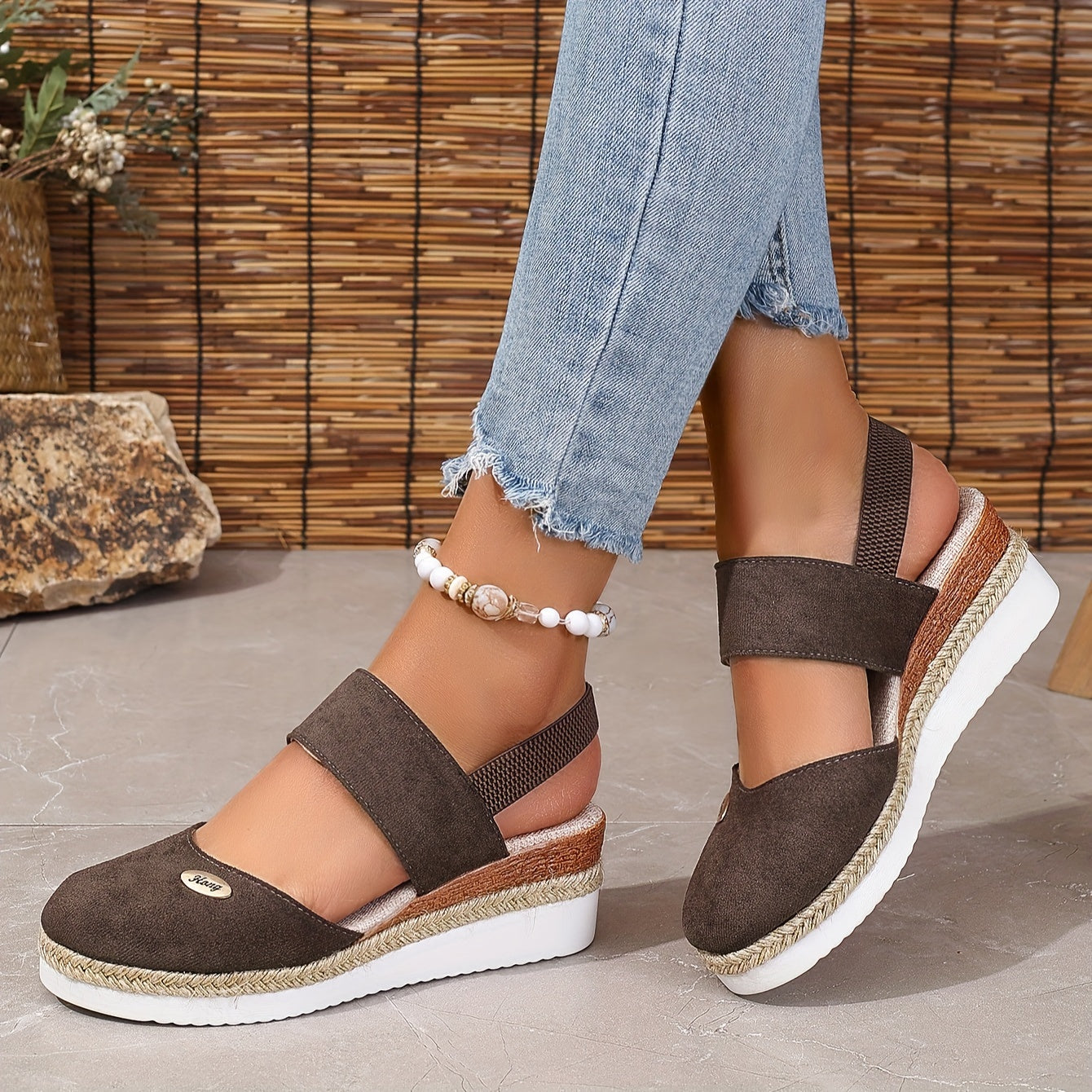 R&B | Damen Sandalen Auf Plattform: Rutschfest, Geschlossene Zehe, Elastischer Riemen