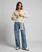 R&B | Jeans mit Glänzenden Details Trendy und Komfortabel