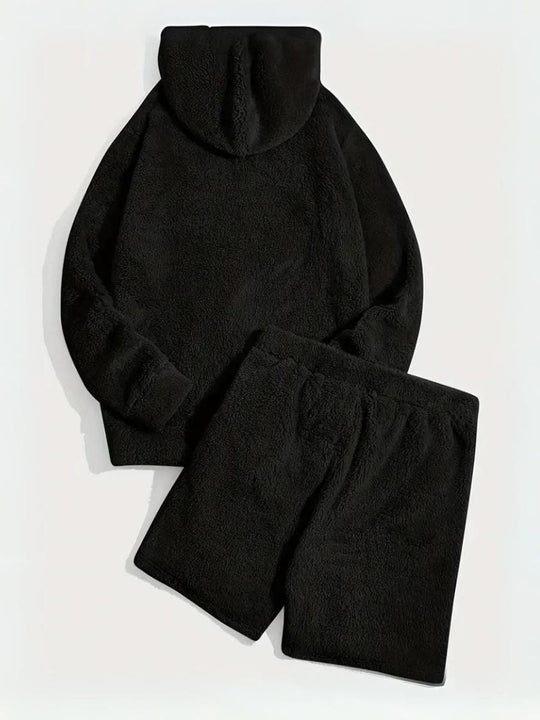 R&B | Fluffy Hoodie und Shorts