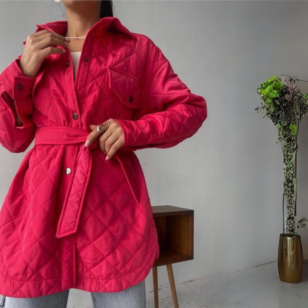 R&B | Klassisch gesteppte Jacke mit Druckknöpfen