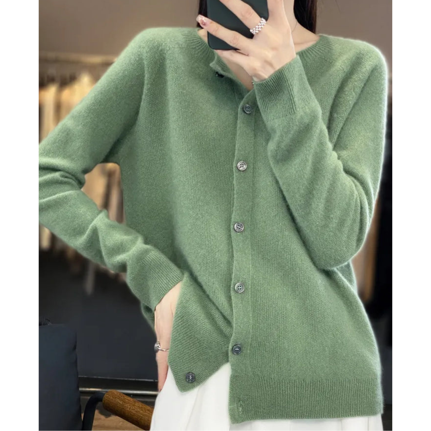 R&B | Strickjacke Weiche Wolle Lockere Passform Knopfverschluss Gerippte Kanten