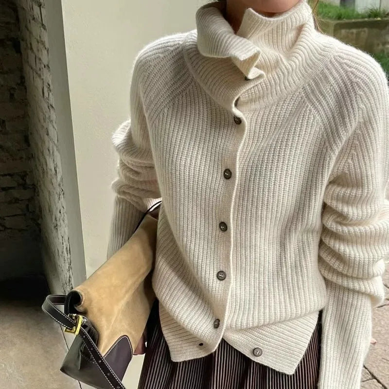 R&B | Strick-Pullover mit Rollkragen und Knöpfen