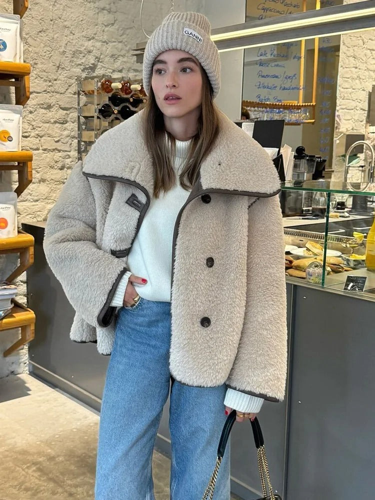 R&B | Gemütliche Teddyjacke mit klassischem Kragen