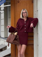 R&B | Gemütlicher Strickcardigan und Lässiges Minirock-Set